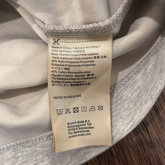 Scotch & Soda women’s printed sweatshirt size S - Picture 3 of 3